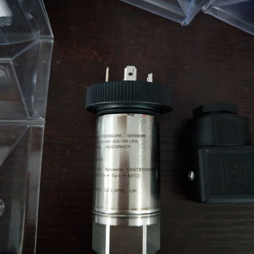 壓力變送器PTX5072TAA1CAH1PA  0-1bar ABS。。_調(diào)整大小